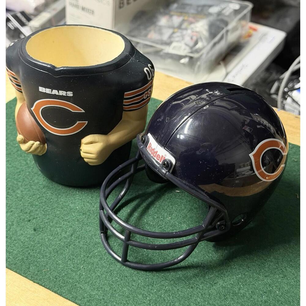 Chicago Bears Riddell Mini Football Helmet & Draft Day 2006 Mug‎ Set